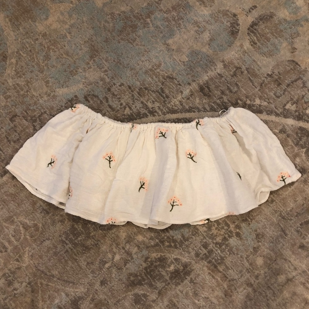 Zara off the shoulder crop